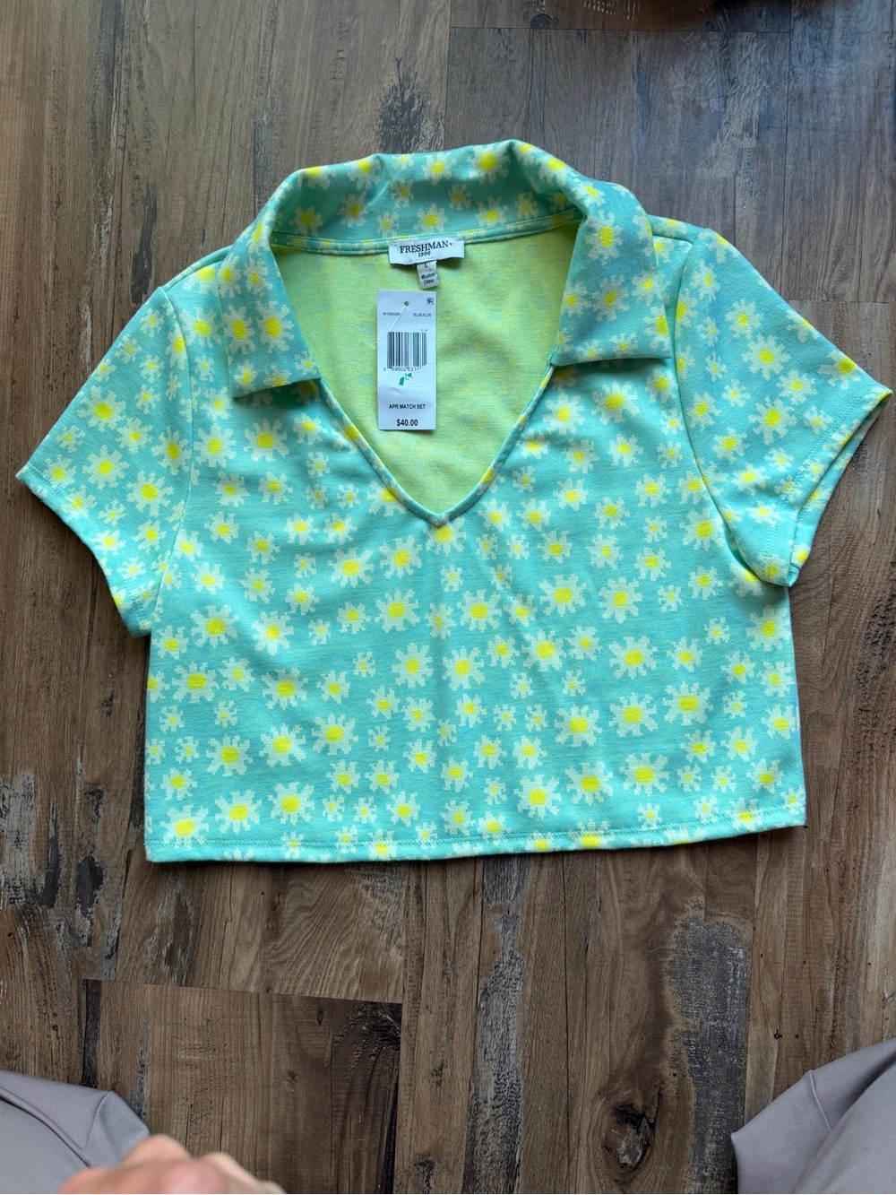 Freshman Mint Green Cropped Polo with Yellow Daisy Print
